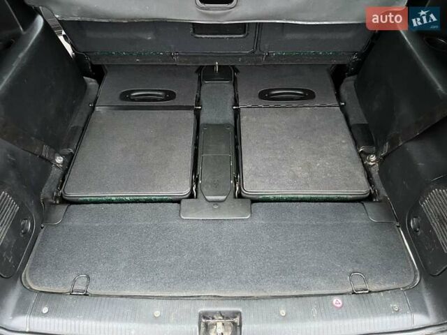 Зеленый Опель Зафира, объемом двигателя 2 л и пробегом 397 тыс. км за 3300 $, фото 12 на Automoto.ua