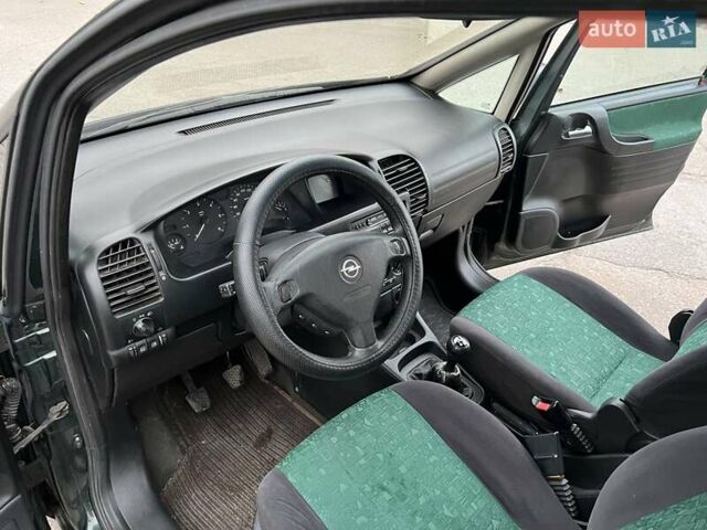 Зеленый Опель Зафира, объемом двигателя 2 л и пробегом 397 тыс. км за 3300 $, фото 3 на Automoto.ua
