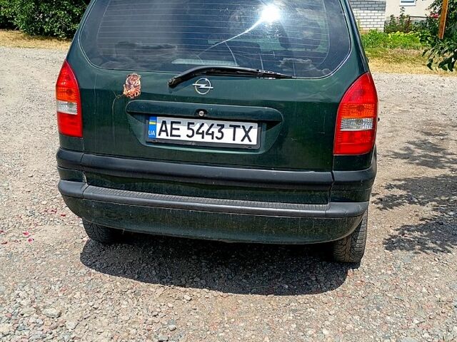 Зелений Опель Зафіра, об'ємом двигуна 1.8 л та пробігом 555 тис. км за 3500 $, фото 1 на Automoto.ua