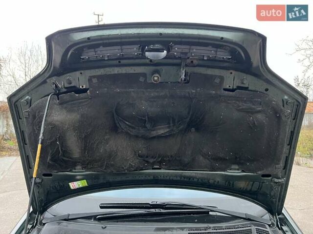 Зеленый Опель Зафира, объемом двигателя 2 л и пробегом 397 тыс. км за 3300 $, фото 28 на Automoto.ua