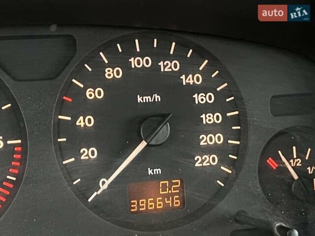 Зеленый Опель Зафира, объемом двигателя 2 л и пробегом 397 тыс. км за 3300 $, фото 42 на Automoto.ua
