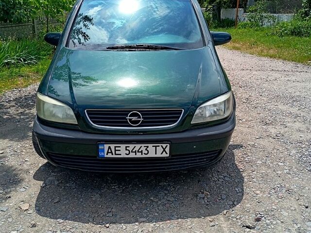 Зелений Опель Зафіра, об'ємом двигуна 1.8 л та пробігом 555 тис. км за 3500 $, фото 3 на Automoto.ua