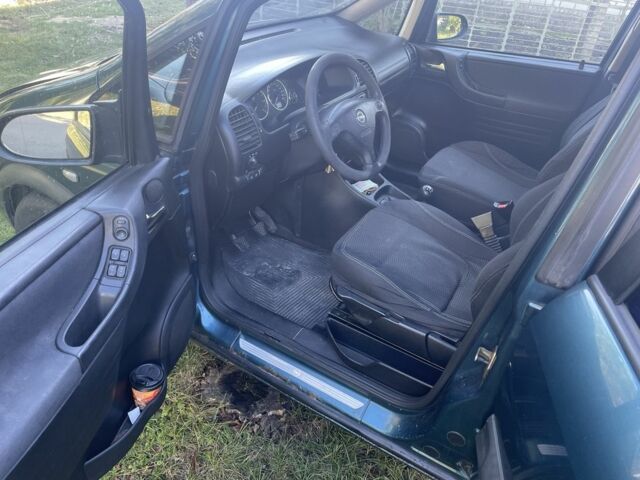 Зелений Опель Зафіра, об'ємом двигуна 2 л та пробігом 486 тис. км за 3000 $, фото 4 на Automoto.ua