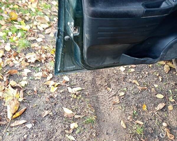 Зеленый Опель Зафира, объемом двигателя 2 л и пробегом 352 тыс. км за 1400 $, фото 10 на Automoto.ua