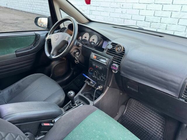 Зеленый Опель Зафира, объемом двигателя 2 л и пробегом 345 тыс. км за 3500 $, фото 14 на Automoto.ua