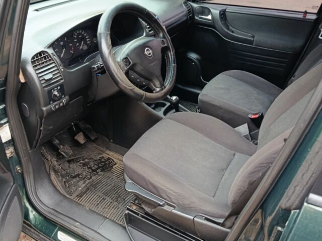 Зелений Опель Зафіра, об'ємом двигуна 2 л та пробігом 2 тис. км за 2850 $, фото 6 на Automoto.ua