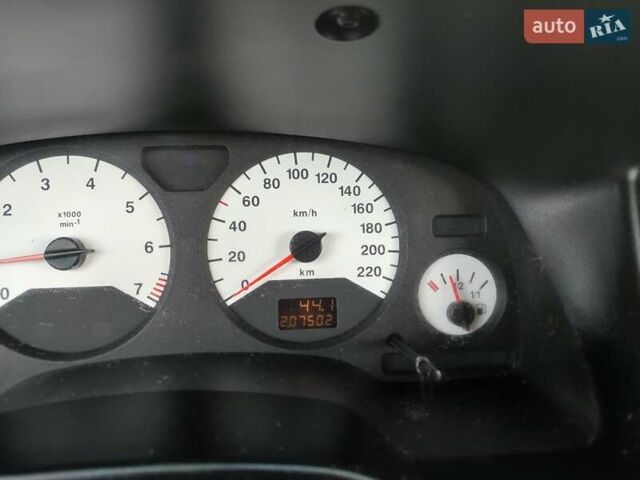 Зеленый Опель Зафира, объемом двигателя 1.8 л и пробегом 207 тыс. км за 5400 $, фото 44 на Automoto.ua