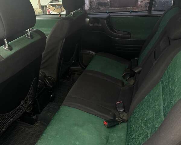 Зеленый Опель Зафира, объемом двигателя 2 л и пробегом 250 тыс. км за 2400 $, фото 2 на Automoto.ua