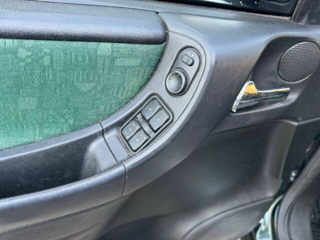 Зеленый Опель Зафира, объемом двигателя 2 л и пробегом 345 тыс. км за 3500 $, фото 12 на Automoto.ua