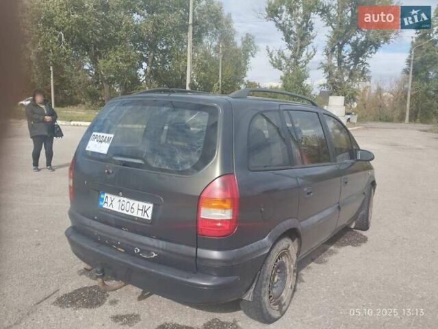 Зеленый Опель Зафира, объемом двигателя 2 л и пробегом 400 тыс. км за 3500 $, фото 6 на Automoto.ua