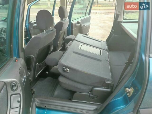 Зеленый Опель Зафира, объемом двигателя 1.8 л и пробегом 207 тыс. км за 5400 $, фото 30 на Automoto.ua