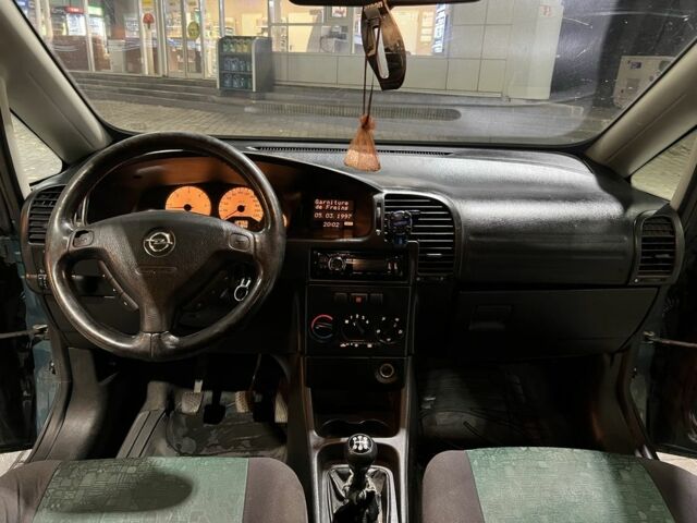 Зелений Опель Зафіра, об'ємом двигуна 2 л та пробігом 321 тис. км за 2200 $, фото 7 на Automoto.ua