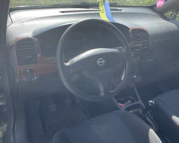 Зеленый Опель Зафира, объемом двигателя 1.8 л и пробегом 291 тыс. км за 2350 $, фото 5 на Automoto.ua