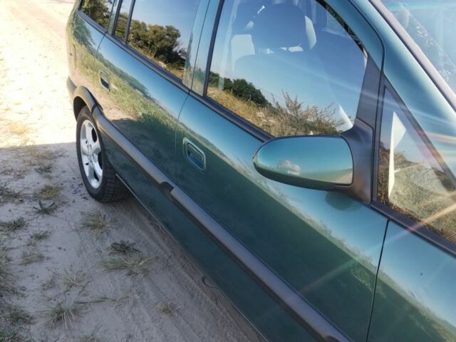 Зеленый Опель Зафира, объемом двигателя 1.8 л и пробегом 233 тыс. км за 3100 $, фото 6 на Automoto.ua