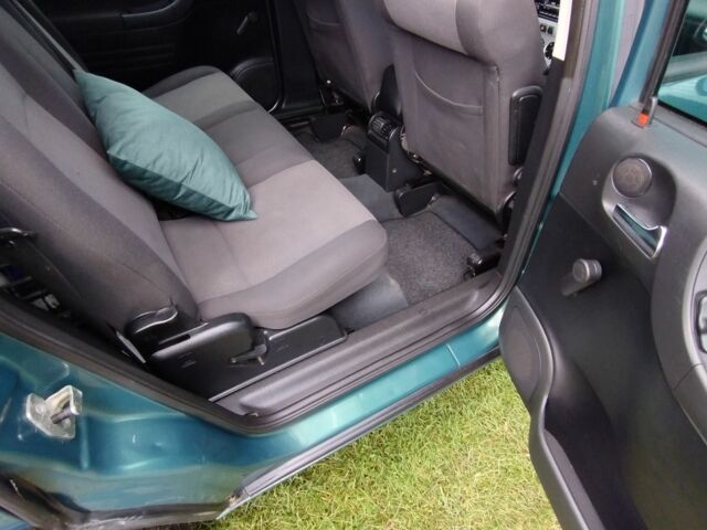 Зеленый Опель Зафира, объемом двигателя 1.8 л и пробегом 233 тыс. км за 3100 $, фото 1 на Automoto.ua