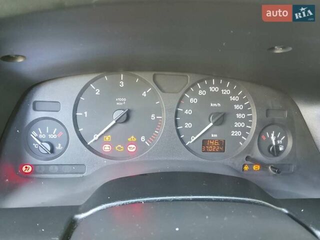 Зеленый Опель Зафира, объемом двигателя 2 л и пробегом 370 тыс. км за 2700 $, фото 4 на Automoto.ua