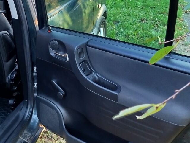 Зелений Опель Зафіра, об'ємом двигуна 1.6 л та пробігом 193 тис. км за 5200 $, фото 17 на Automoto.ua