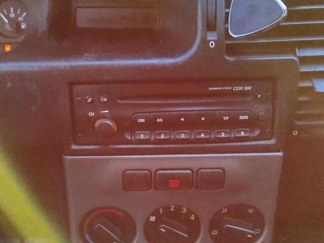 Зелений Опель Зафіра, об'ємом двигуна 1.6 л та пробігом 193 тис. км за 5200 $, фото 19 на Automoto.ua