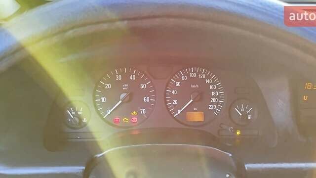 Зеленый Опель Зафира, объемом двигателя 1.6 л и пробегом 193 тыс. км за 5200 $, фото 17 на Automoto.ua