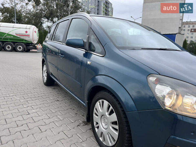 Зеленый Опель Зафира, объемом двигателя 1.6 л и пробегом 323 тыс. км за 5350 $, фото 10 на Automoto.ua