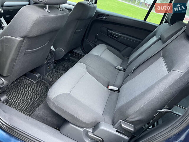 Зеленый Опель Зафира, объемом двигателя 1.6 л и пробегом 323 тыс. км за 5350 $, фото 38 на Automoto.ua