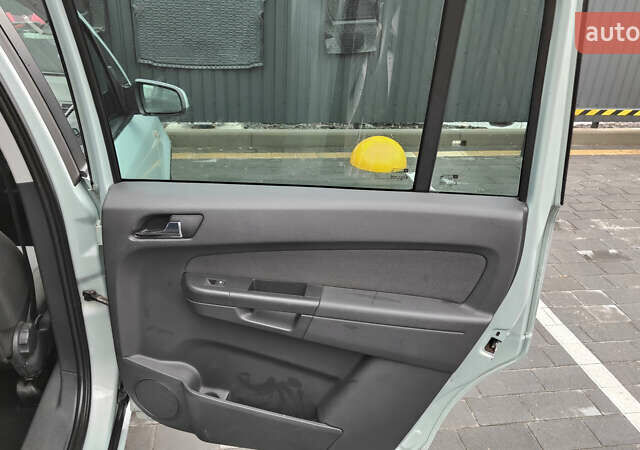 Зелений Опель Зафіра, об'ємом двигуна 1.6 л та пробігом 262 тис. км за 6500 $, фото 21 на Automoto.ua