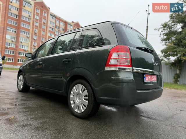 Зелений Опель Зафіра, об'ємом двигуна 1.6 л та пробігом 222 тис. км за 7000 $, фото 8 на Automoto.ua