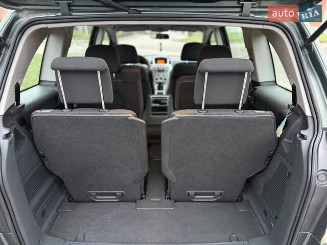 Зеленый Опель Зафира, объемом двигателя 1.6 л и пробегом 222 тыс. км за 6500 $, фото 43 на Automoto.ua