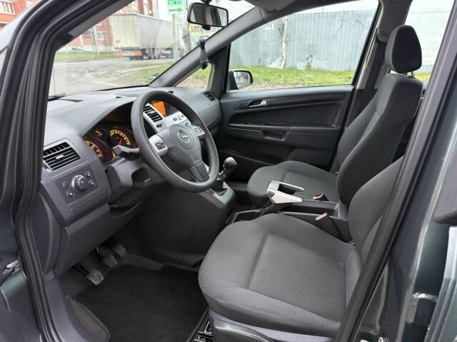 Зеленый Опель Зафира, объемом двигателя 1.6 л и пробегом 222 тыс. км за 6500 $, фото 8 на Automoto.ua