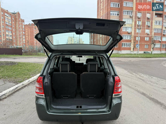 Зеленый Опель Зафира, объемом двигателя 1.6 л и пробегом 222 тыс. км за 6500 $, фото 32 на Automoto.ua