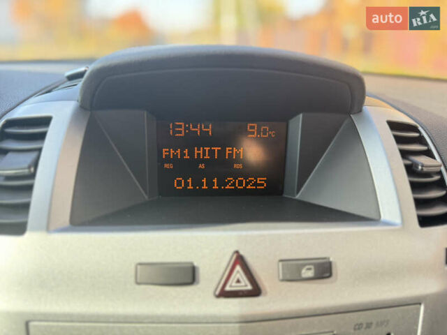 Зеленый Опель Зафира, объемом двигателя 1.6 л и пробегом 222 тыс. км за 7000 $, фото 32 на Automoto.ua