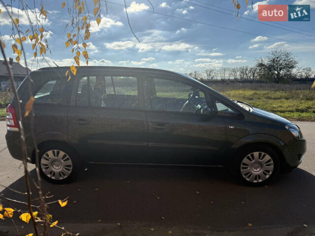 Зеленый Опель Зафира, объемом двигателя 1.6 л и пробегом 222 тыс. км за 7000 $, фото 7 на Automoto.ua