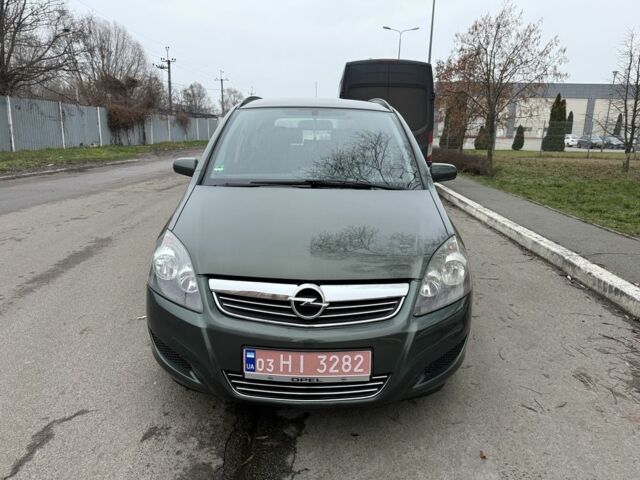 Зеленый Опель Зафира, объемом двигателя 1.6 л и пробегом 222 тыс. км за 6500 $, фото 1 на Automoto.ua
