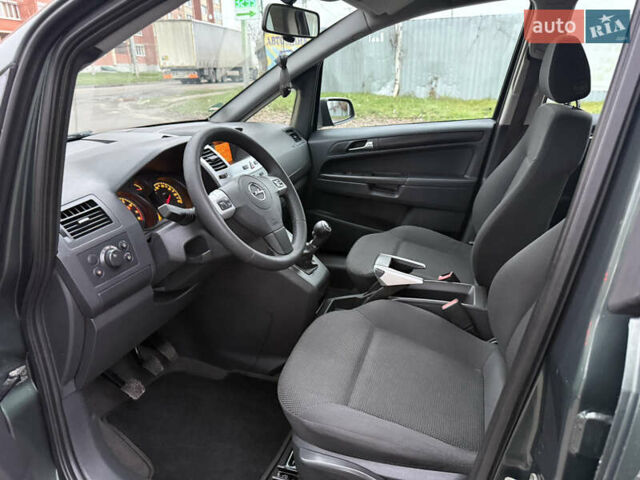 Зеленый Опель Зафира, объемом двигателя 1.6 л и пробегом 222 тыс. км за 6500 $, фото 11 на Automoto.ua