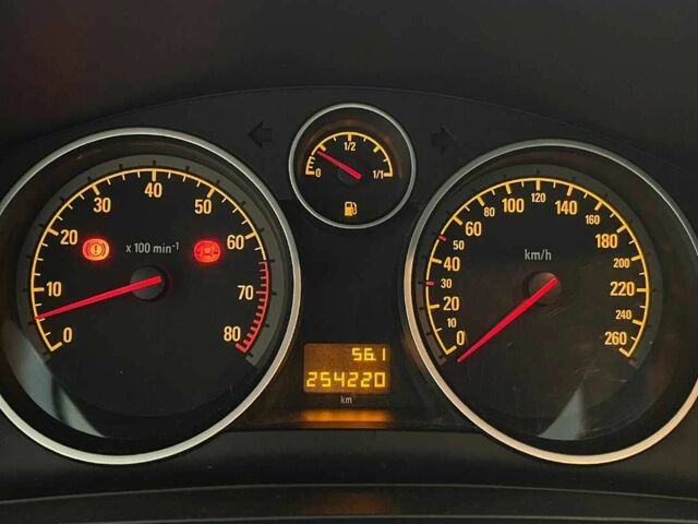 Зелений Опель Зафіра, об'ємом двигуна 1.6 л та пробігом 260 тис. км за 7000 $, фото 20 на Automoto.ua