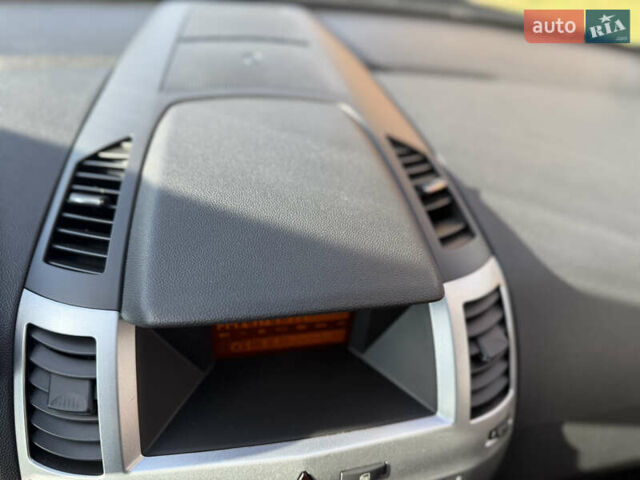 Зеленый Опель Зафира, объемом двигателя 1.6 л и пробегом 222 тыс. км за 7000 $, фото 30 на Automoto.ua