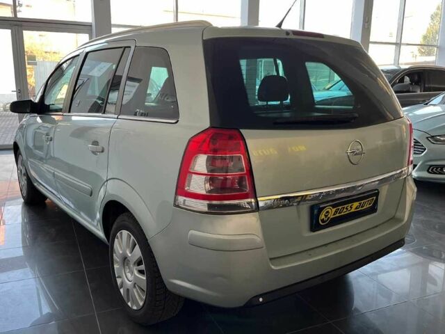 Зелений Опель Зафіра, об'ємом двигуна 1.6 л та пробігом 260 тис. км за 7000 $, фото 4 на Automoto.ua