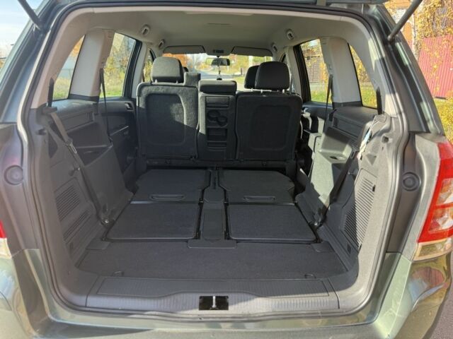 Зеленый Опель Зафира, объемом двигателя 1.6 л и пробегом 222 тыс. км за 7000 $, фото 18 на Automoto.ua