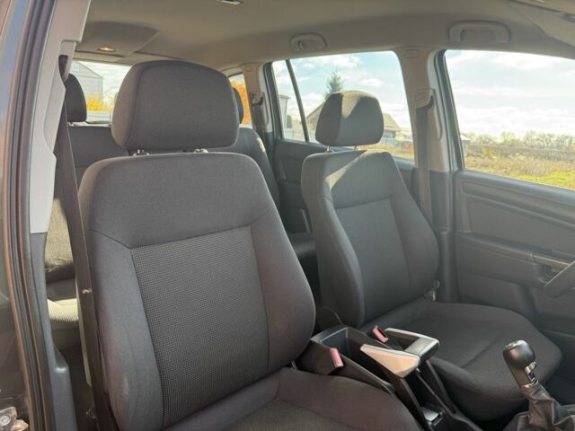 Зеленый Опель Зафира, объемом двигателя 1.6 л и пробегом 222 тыс. км за 7000 $, фото 23 на Automoto.ua