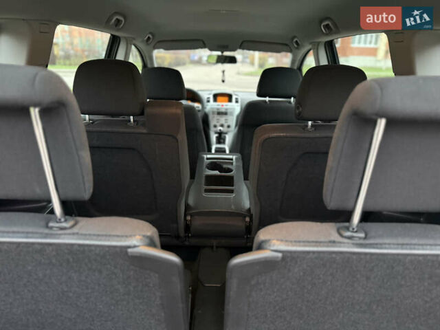 Зеленый Опель Зафира, объемом двигателя 1.6 л и пробегом 222 тыс. км за 6500 $, фото 44 на Automoto.ua