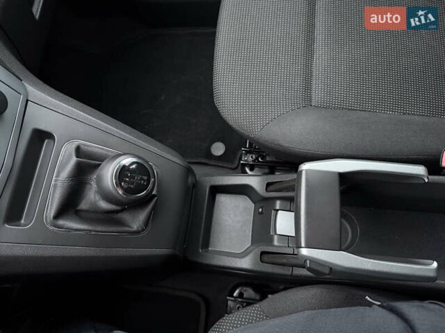 Зеленый Опель Зафира, объемом двигателя 1.6 л и пробегом 222 тыс. км за 6500 $, фото 23 на Automoto.ua