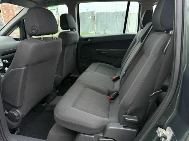 Зеленый Опель Зафира, объемом двигателя 1.6 л и пробегом 222 тыс. км за 6500 $, фото 13 на Automoto.ua