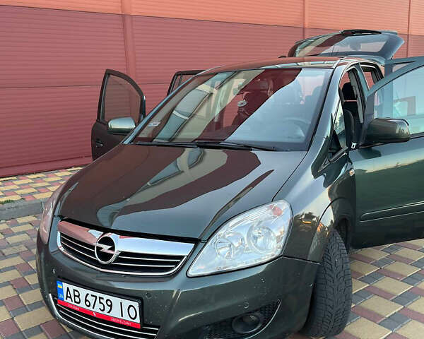 Зелений Опель Зафіра, об'ємом двигуна 1.9 л та пробігом 432 тис. км за 6200 $, фото 5 на Automoto.ua