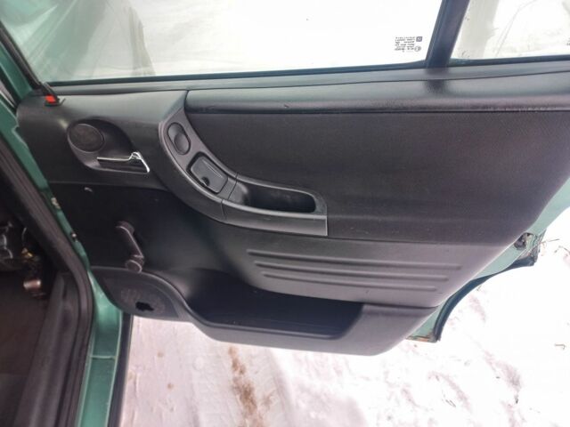 Зелений Опель Зафіра, об'ємом двигуна 2 л та пробігом 300 тис. км за 1600 $, фото 7 на Automoto.ua