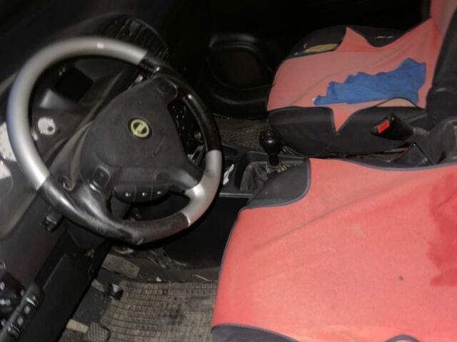 Зеленый Опель Зафира, объемом двигателя 2 л и пробегом 250 тыс. км за 1150 $, фото 7 на Automoto.ua