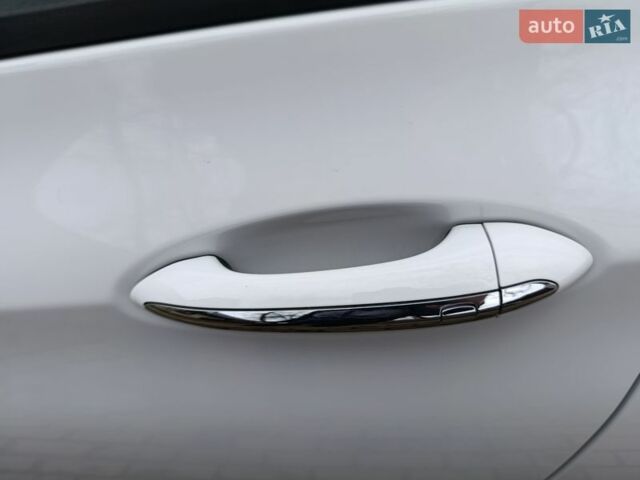 Білий Опель Ampera-e, об'ємом двигуна 0 л та пробігом 160 тис. км за 13700 $, фото 24 на Automoto.ua