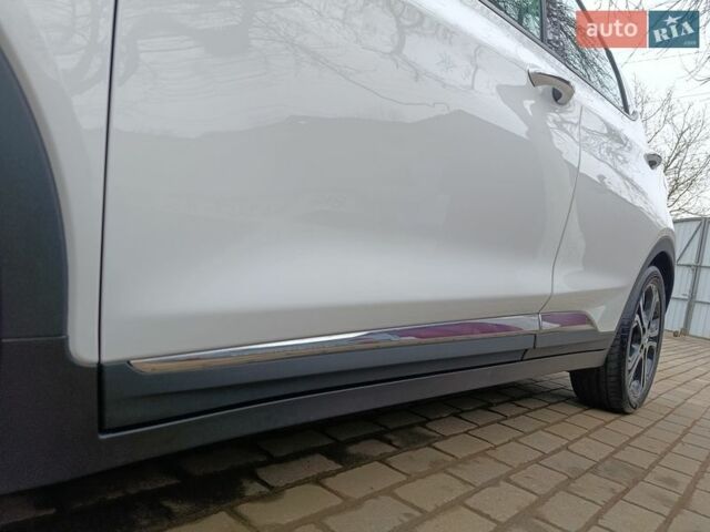 Білий Опель Ampera-e, об'ємом двигуна 0 л та пробігом 160 тис. км за 13700 $, фото 21 на Automoto.ua