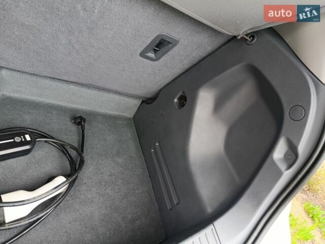 Білий Опель Ampera-e, об'ємом двигуна 0 л та пробігом 160 тис. км за 13700 $, фото 66 на Automoto.ua