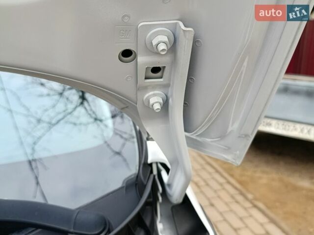 Білий Опель Ampera-e, об'ємом двигуна 0 л та пробігом 160 тис. км за 13700 $, фото 103 на Automoto.ua