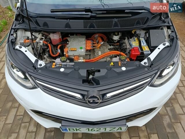 Білий Опель Ampera-e, об'ємом двигуна 0 л та пробігом 160 тис. км за 13700 $, фото 98 на Automoto.ua